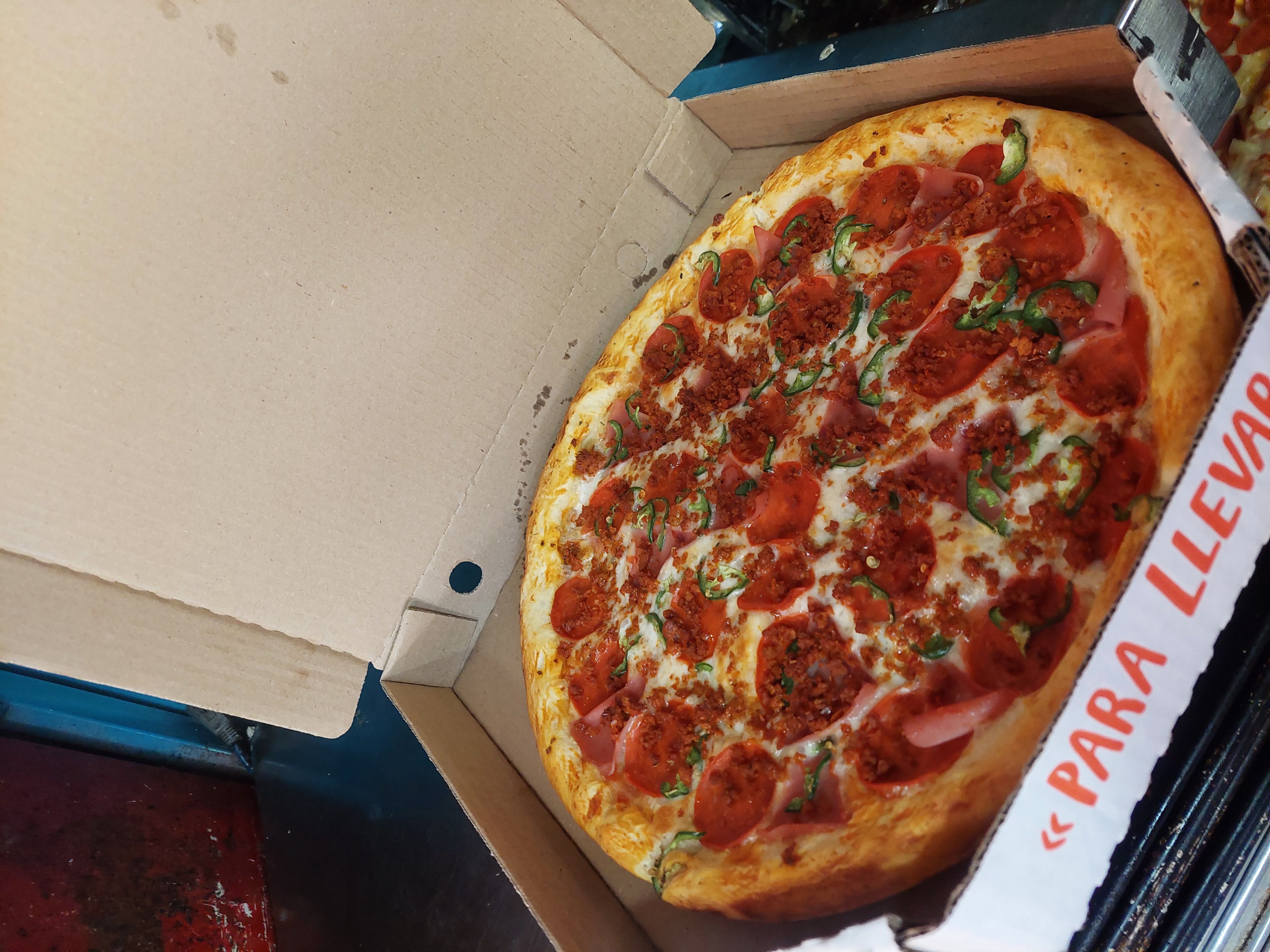 Benny's Pizzas