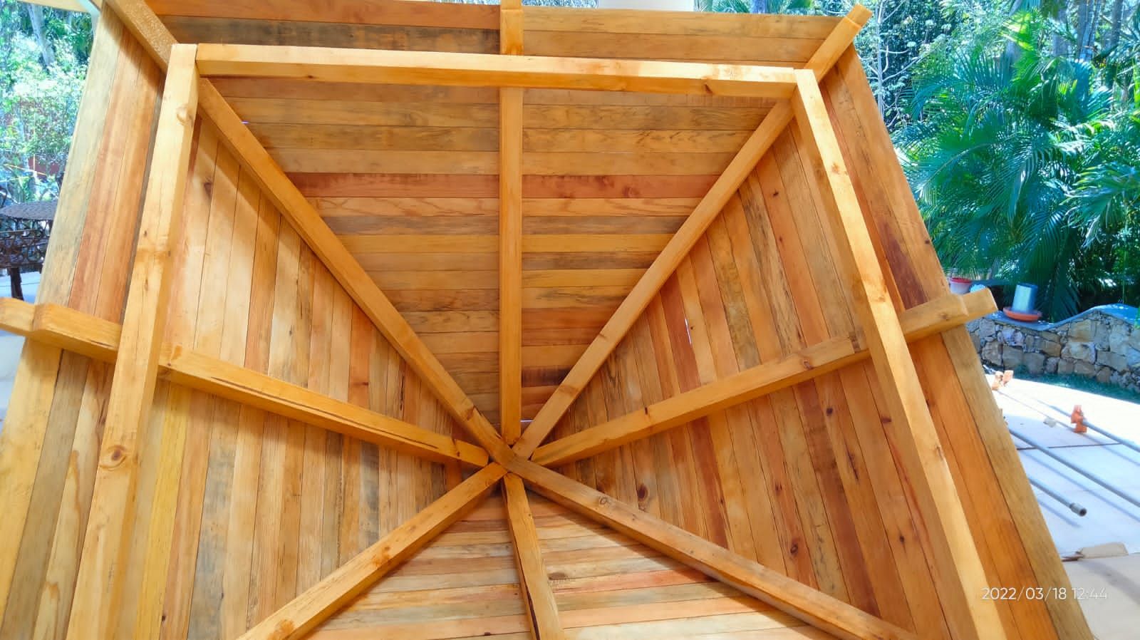 Carpintería y construcción de Cabañas Masha