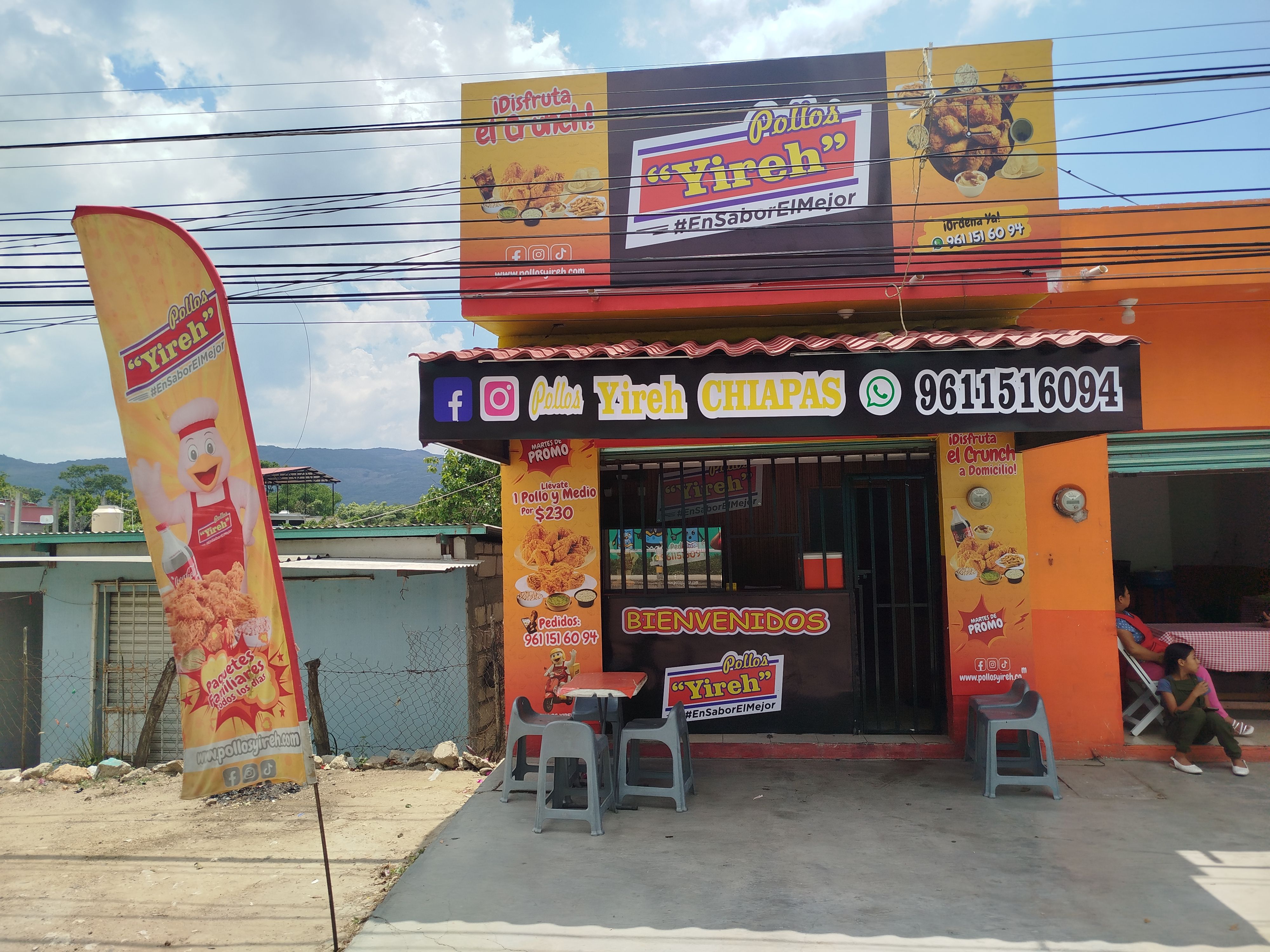 Pollos Yireh