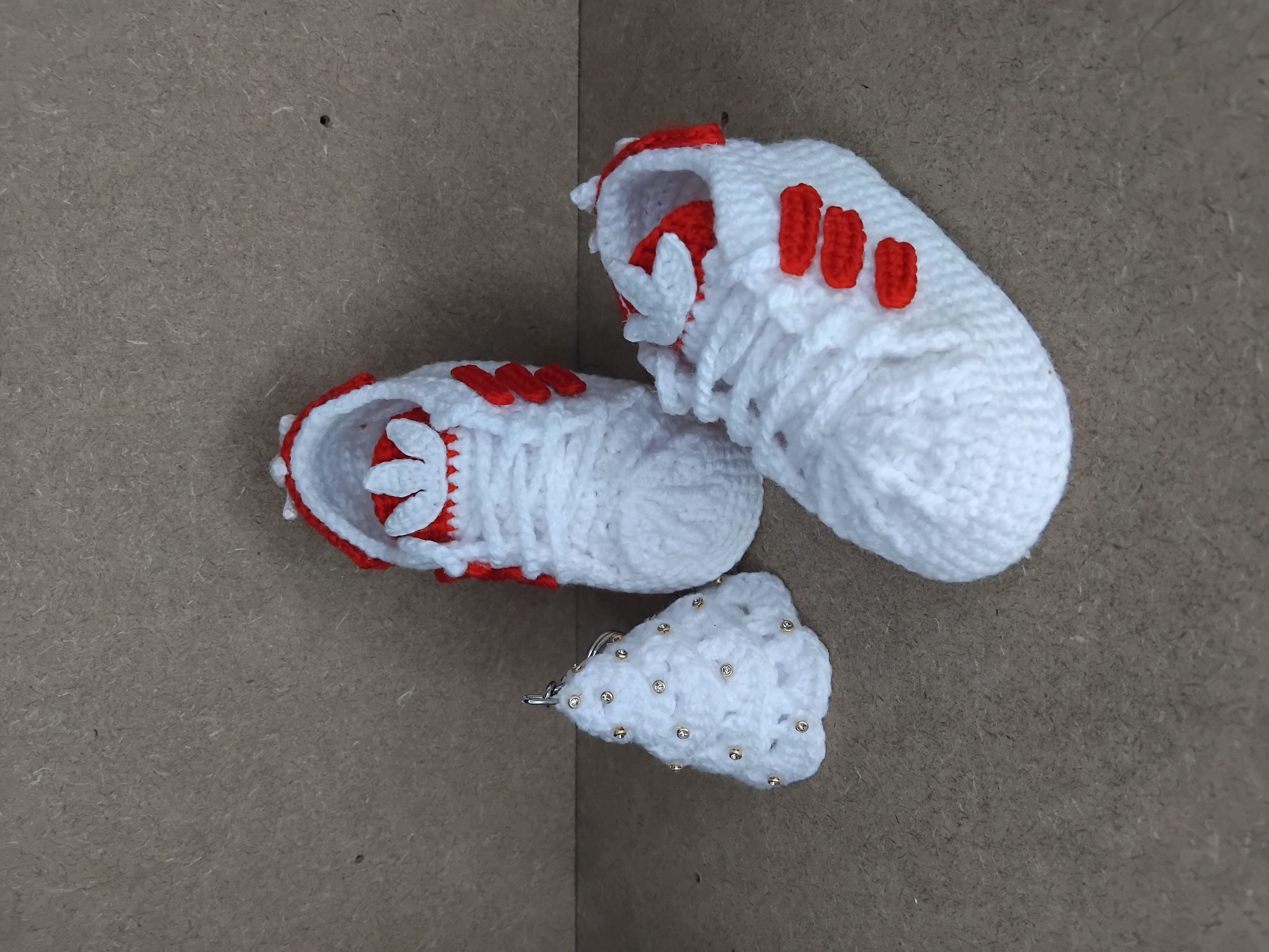 M Y M crochet