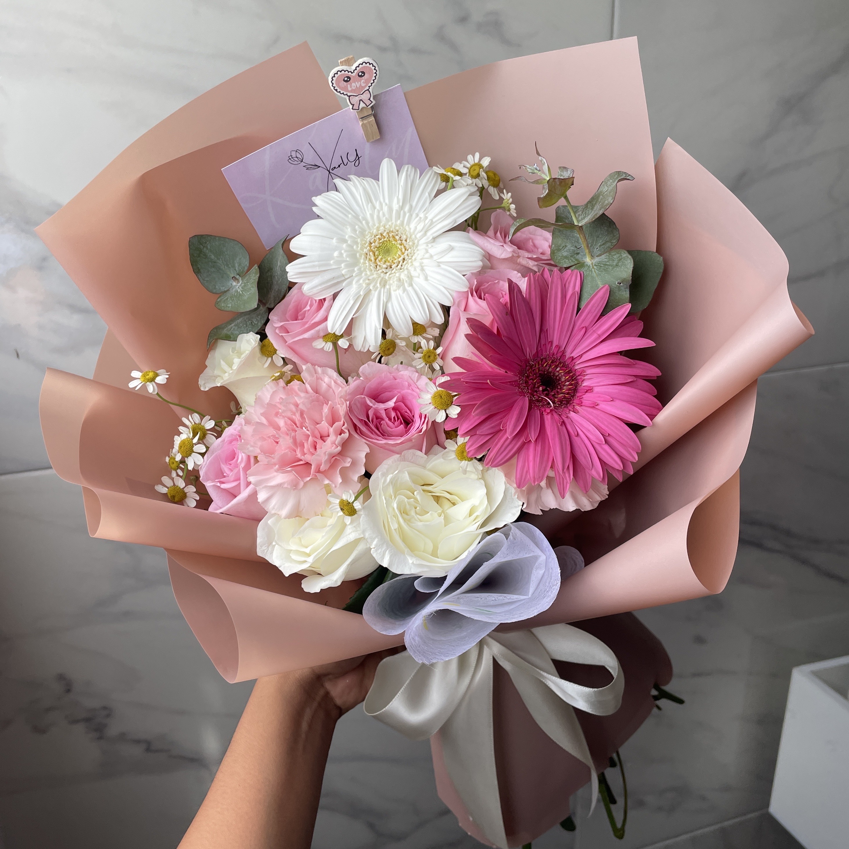 Karly (Arreglos Florales)