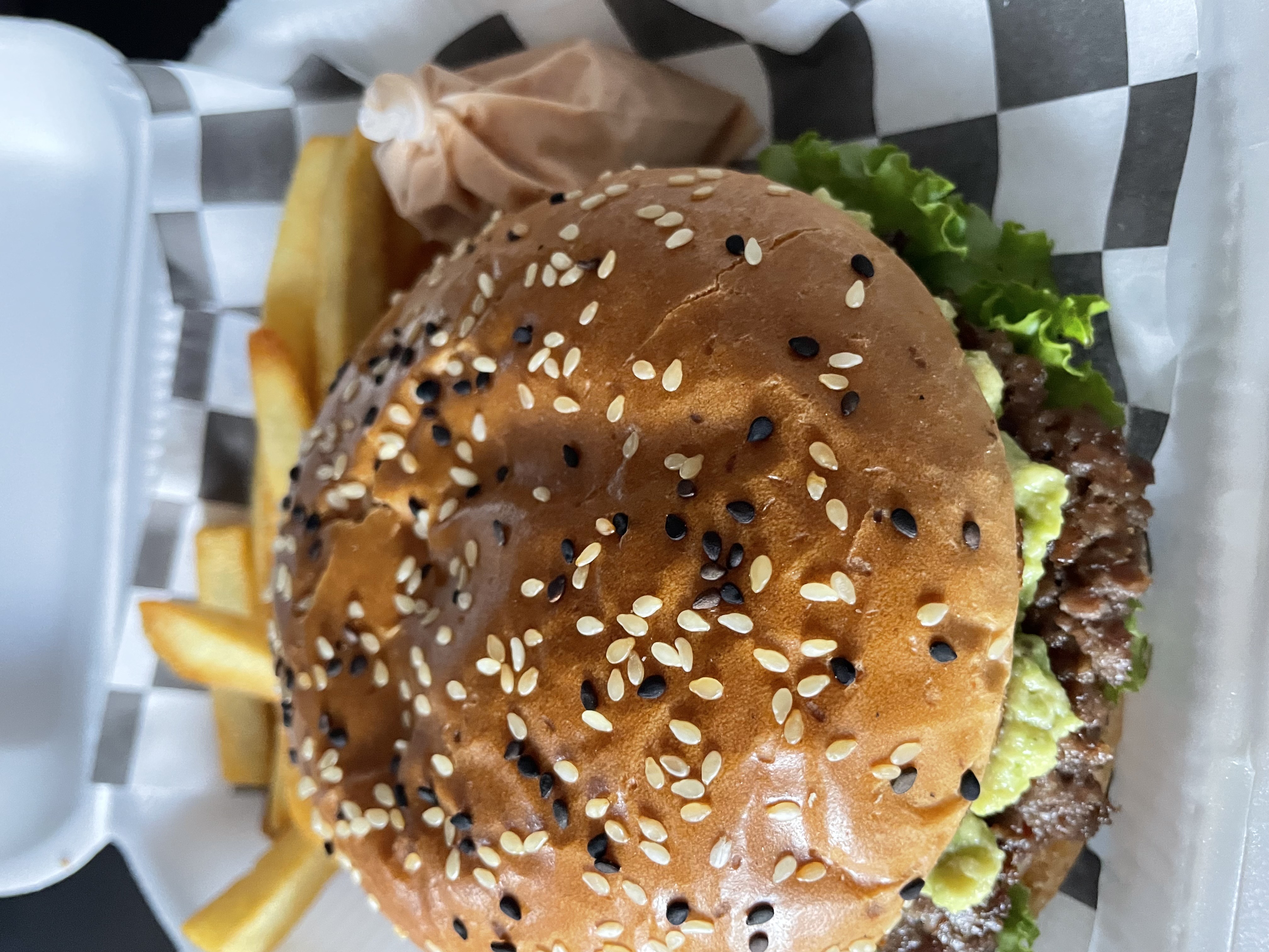 hamburguesa 🍔 guacamole 🥑