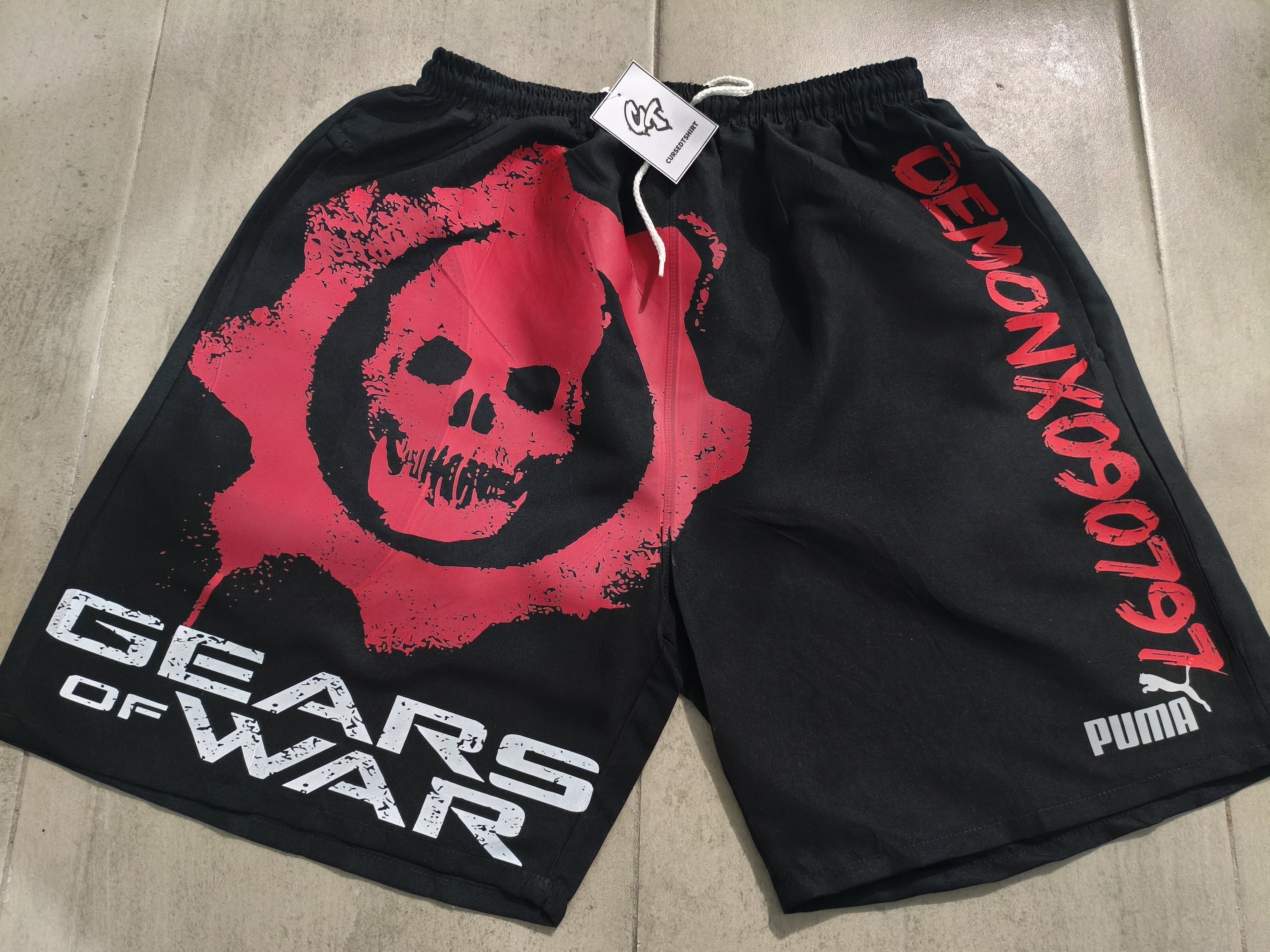 short deportivo-GEAR OF WAR